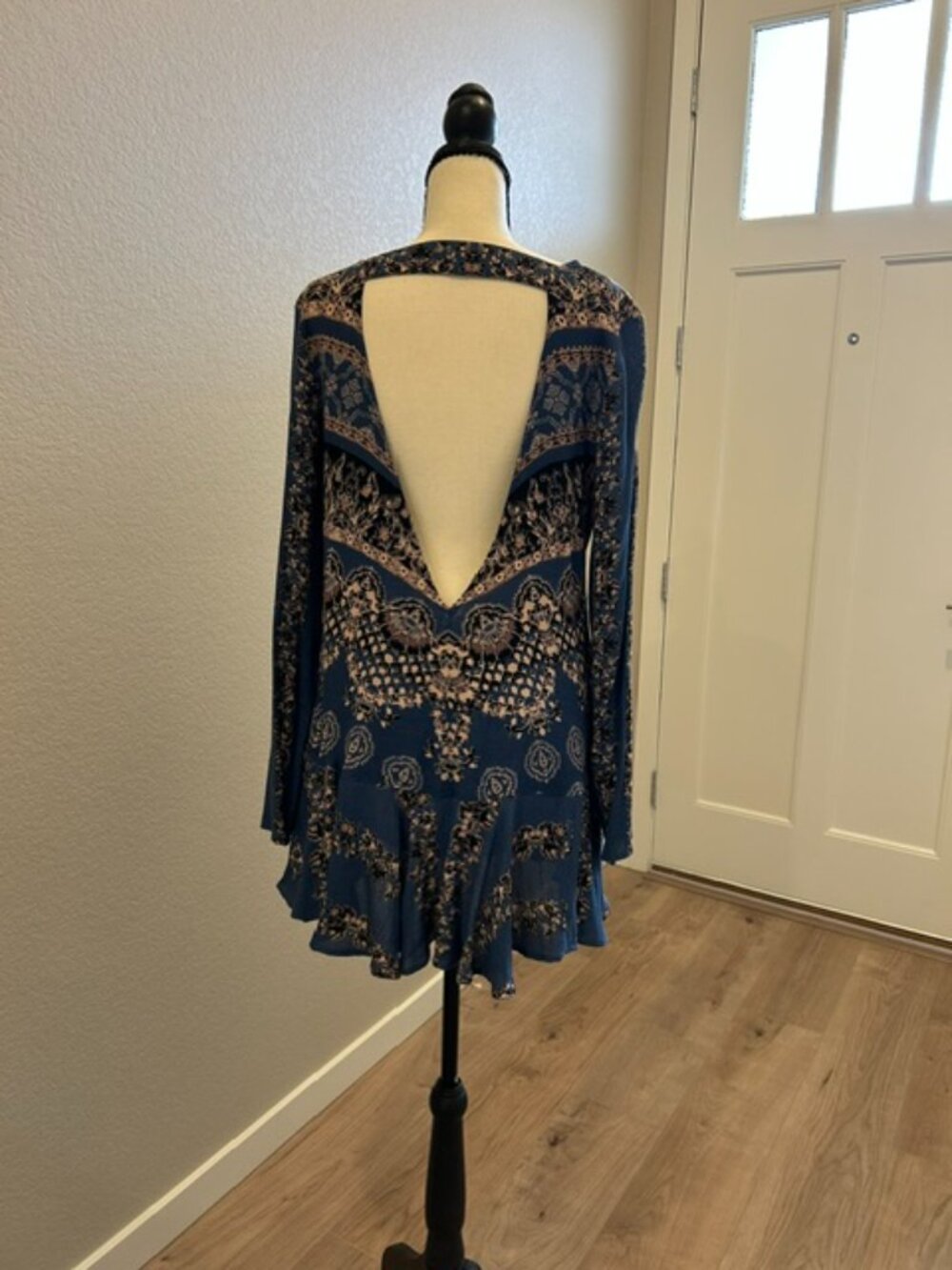 Free People Mini - Picture 2 of 2
